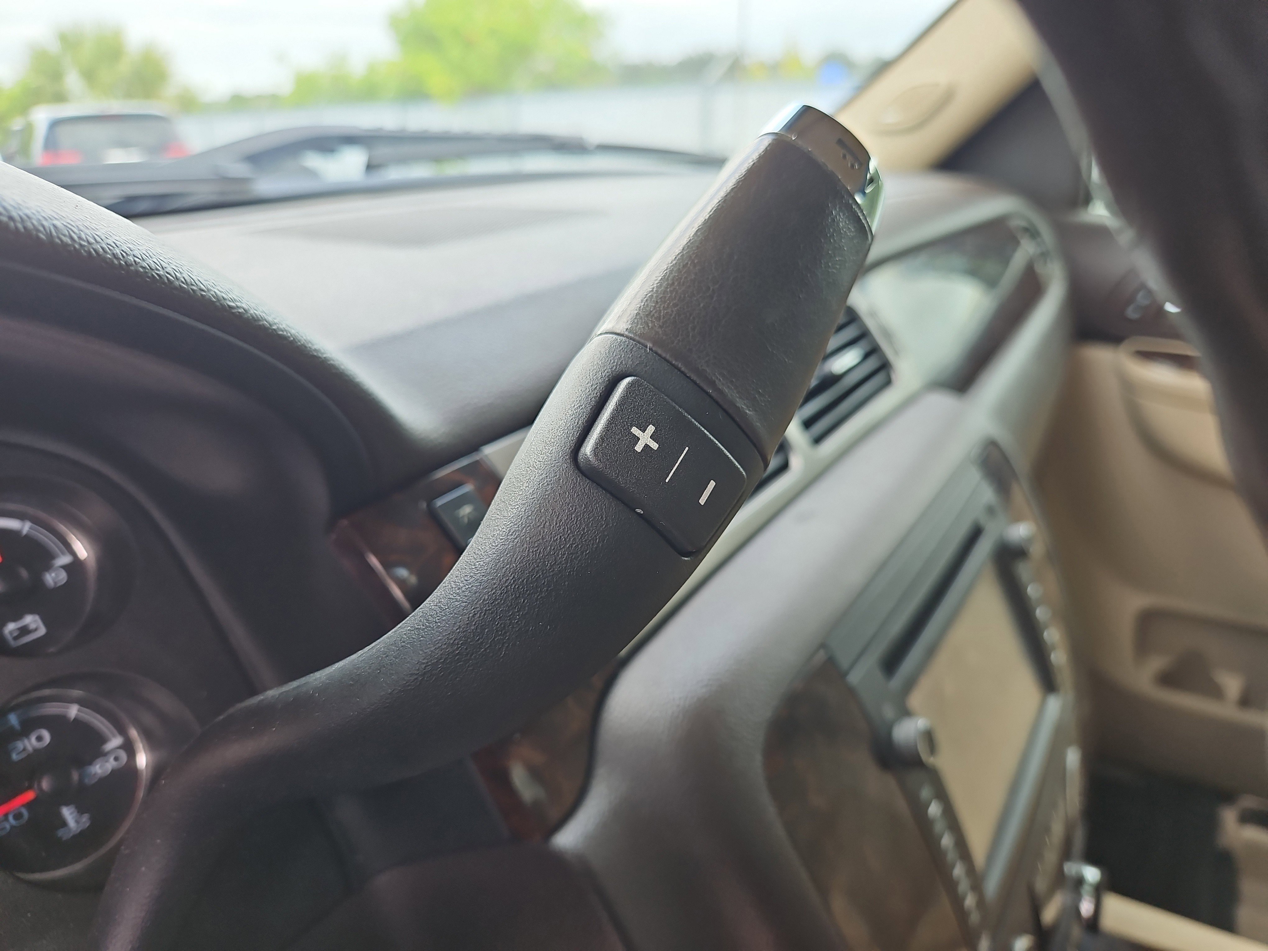 Used 2014 GMC Sierra 2500 Denali image 23