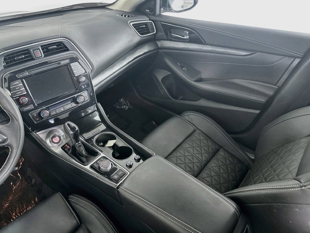 Used 2022 Nissan Maxima Platinum w/ Sport Mat Group FWD image 32