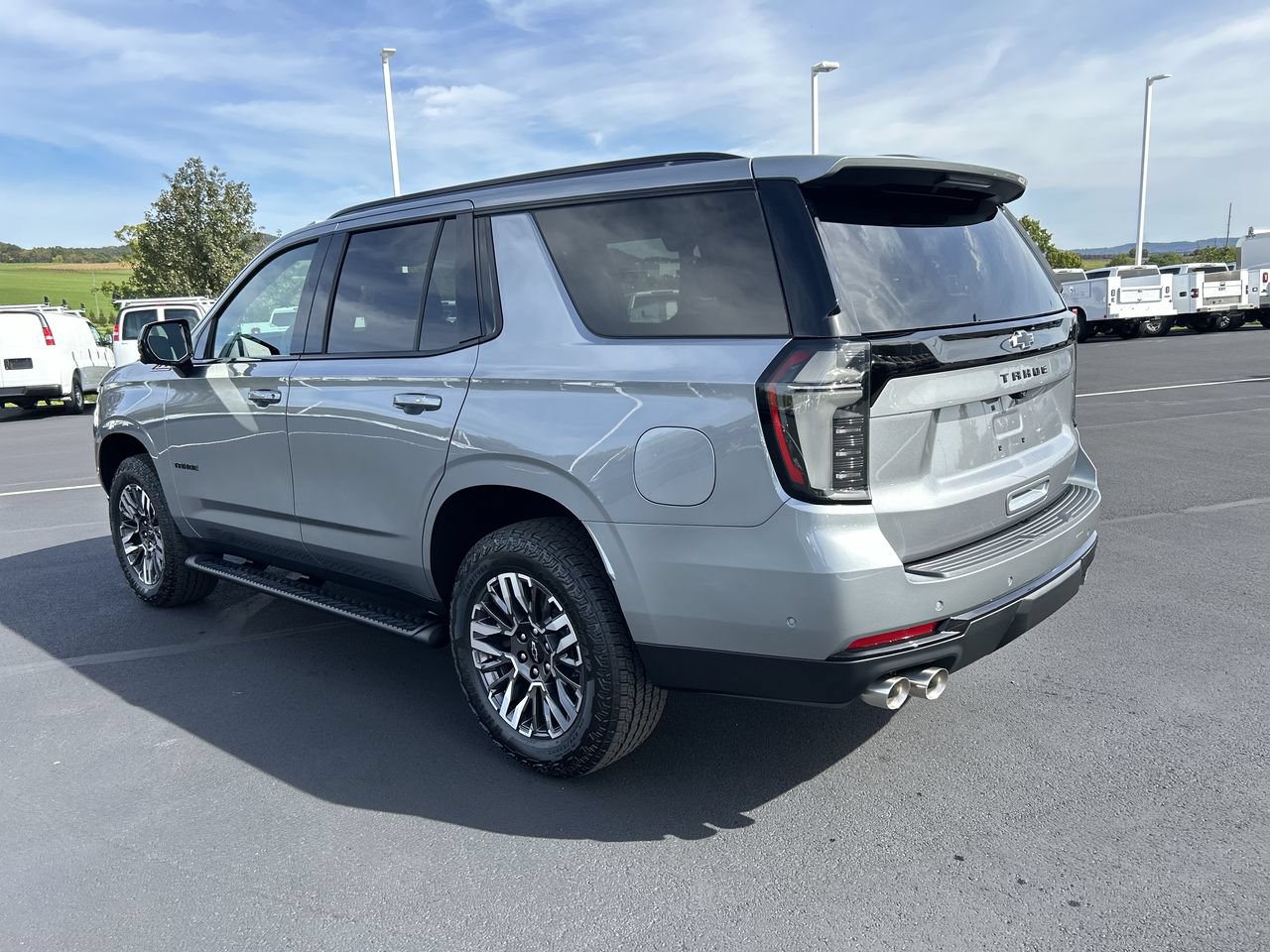 New 2026 Chevrolet Tahoe Z71 w/ Comfort Package AWD/4WD image 5