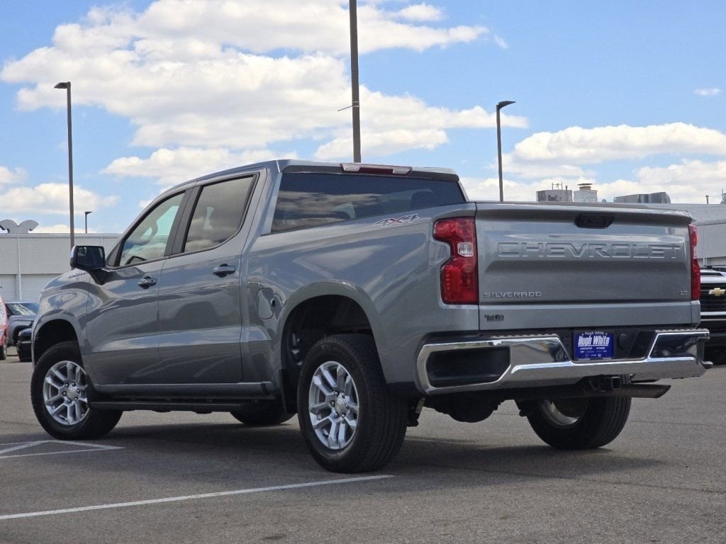 Used 2023 Chevrolet Silverado 1500 LT AWD/4WD image 20