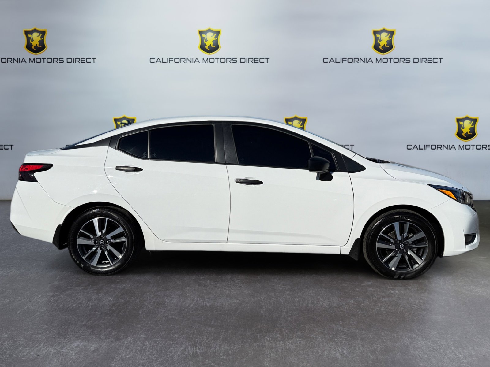 Used 2025 Nissan Versa S w/ S Plus Package image 6