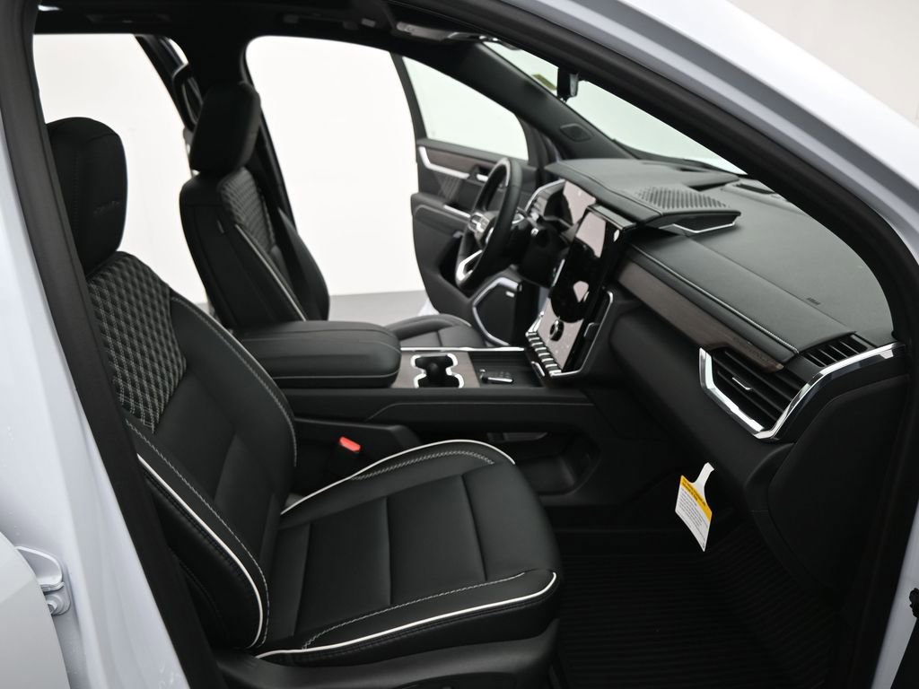 New 2026 GMC Acadia Denali w/ Super Cruise Package image 27