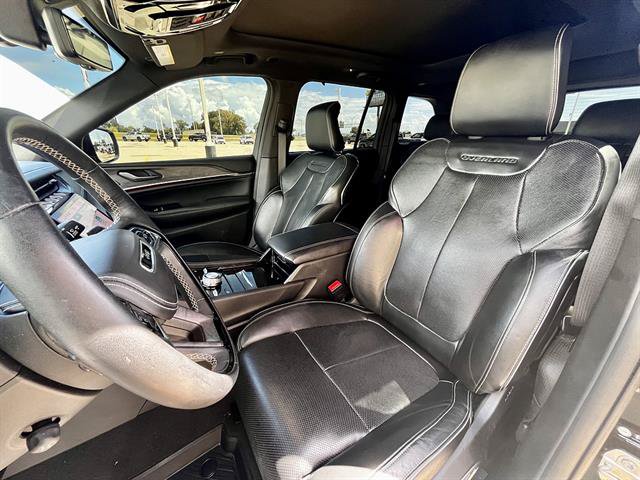 Used 2024 Jeep Grand Cherokee Overland w/ Adv Protech Group III AWD/4WD image 9