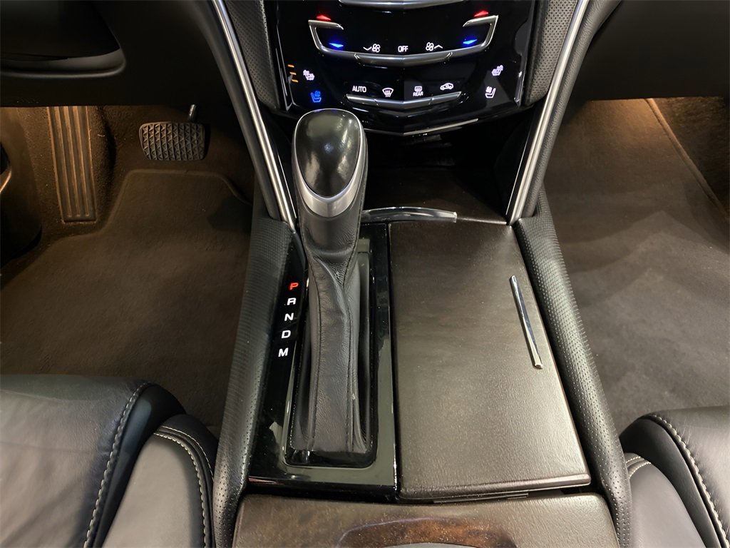 Used 2019 Cadillac XTS Luxury image 14
