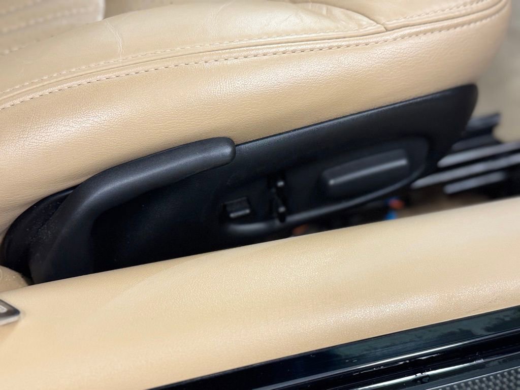 Used 2002 Chevrolet Corvette Convertible w/ Preferred Equipment Group2 RWD image 17