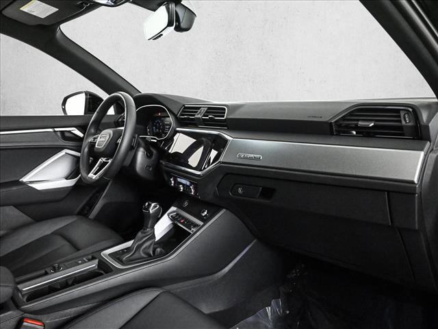 Certified 2025 Audi Q3 2.0T Premium w/ Convenience Package image 23