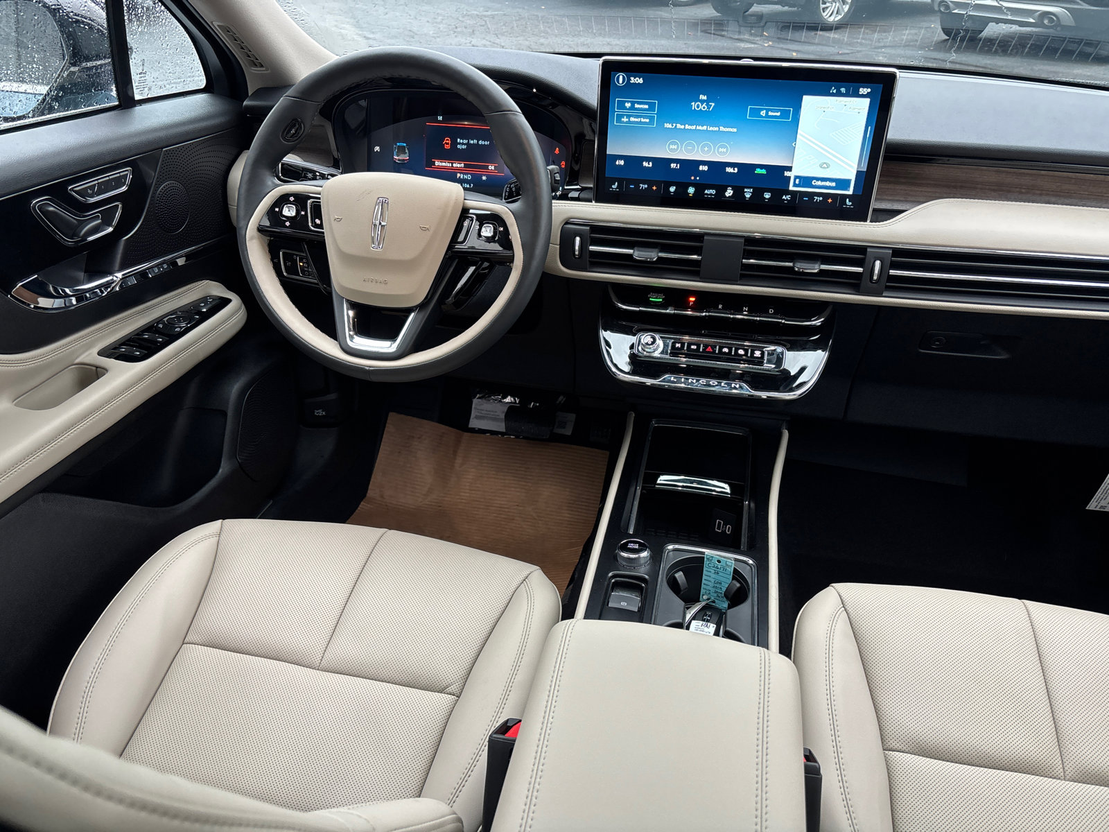 New 2026 Lincoln Corsair Reserve image 31