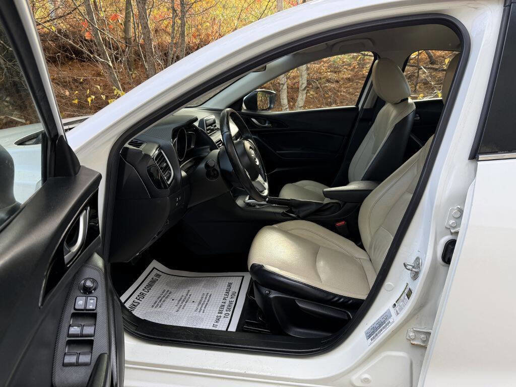 Used 2014 MAZDA MAZDA3 i Touring image 10
