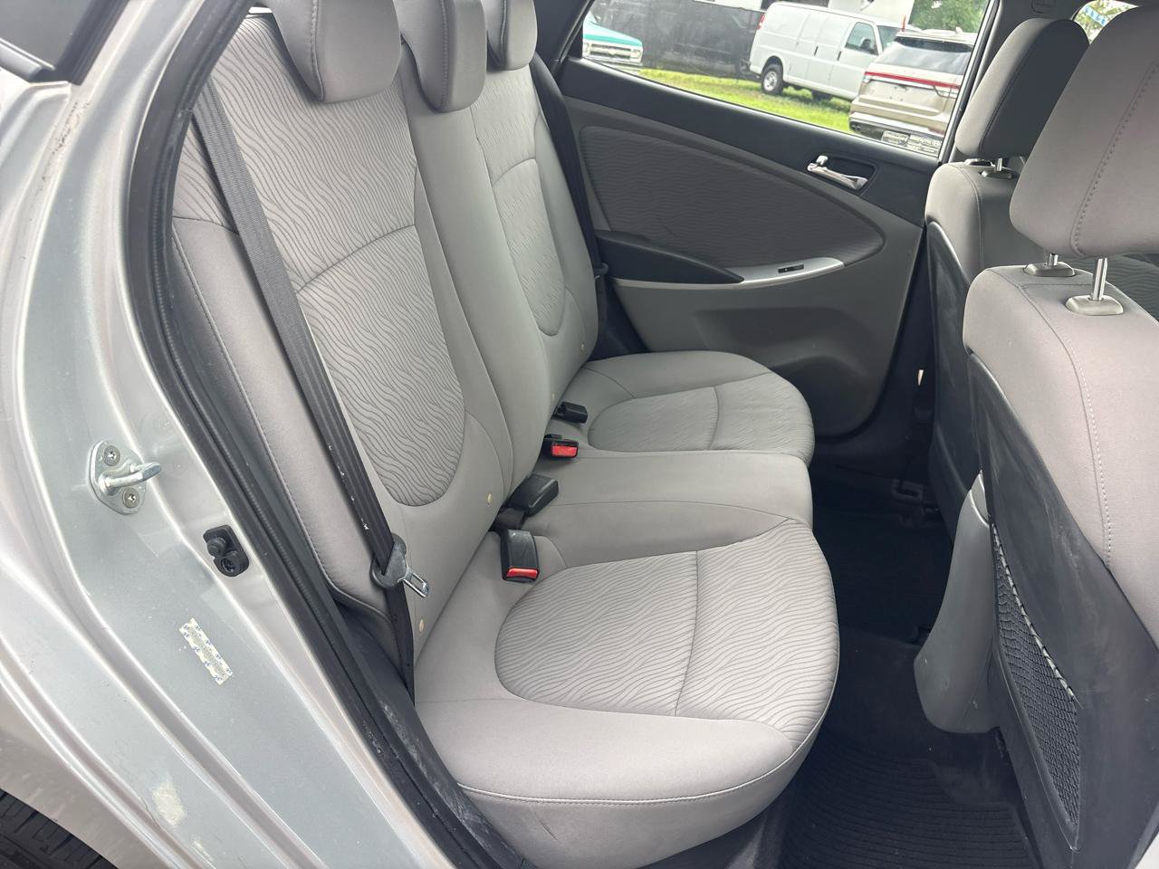 Used 2014 Hyundai Accent GLS w/ Option Group 2 FWD image 16