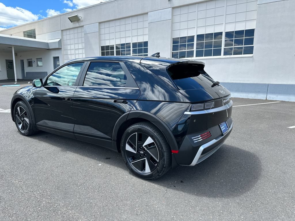 Certified 2026 Hyundai Ioniq 5 SEL AWD/4WD image 4