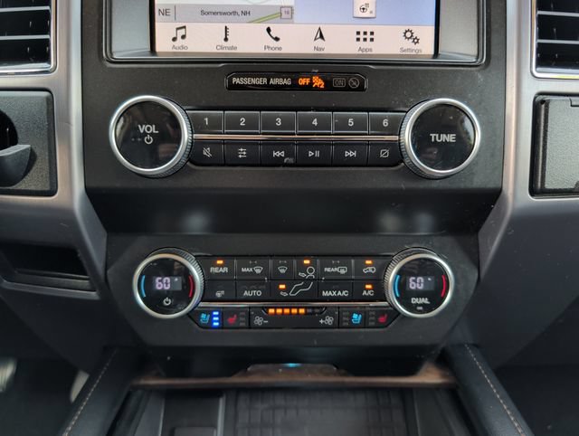 Used 2019 Ford Expedition Platinum AWD/4WD image 22