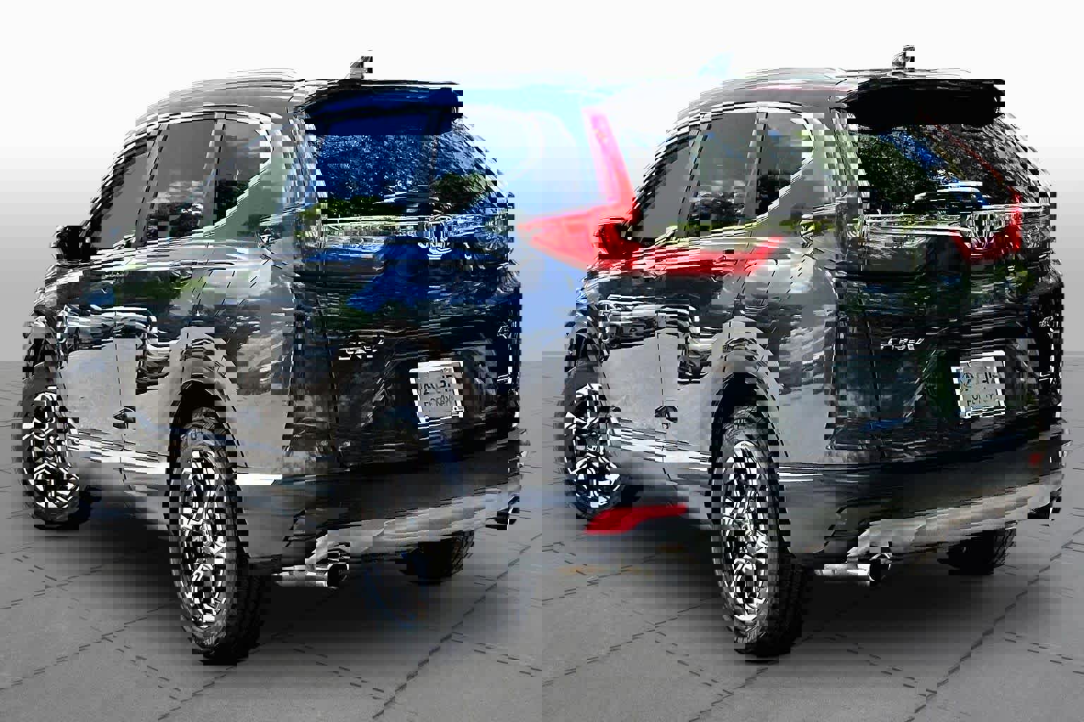 Used 2017 Honda CR-V Touring image 12