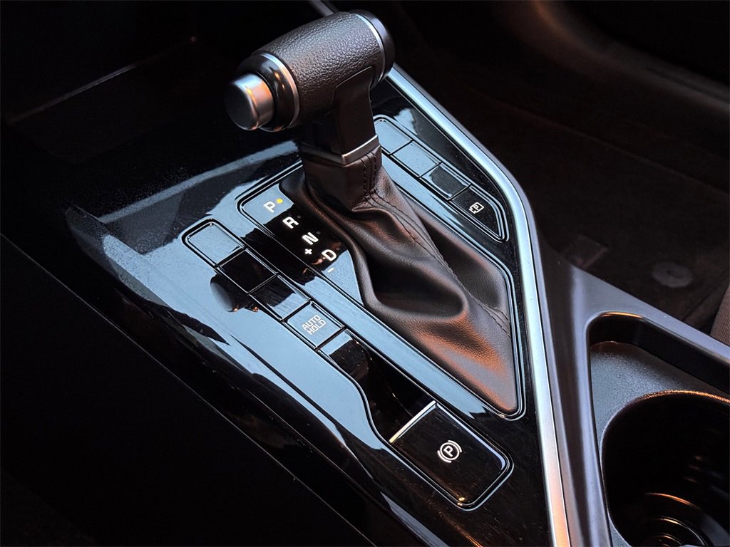 Used 2023 Kia Niro LX image 23