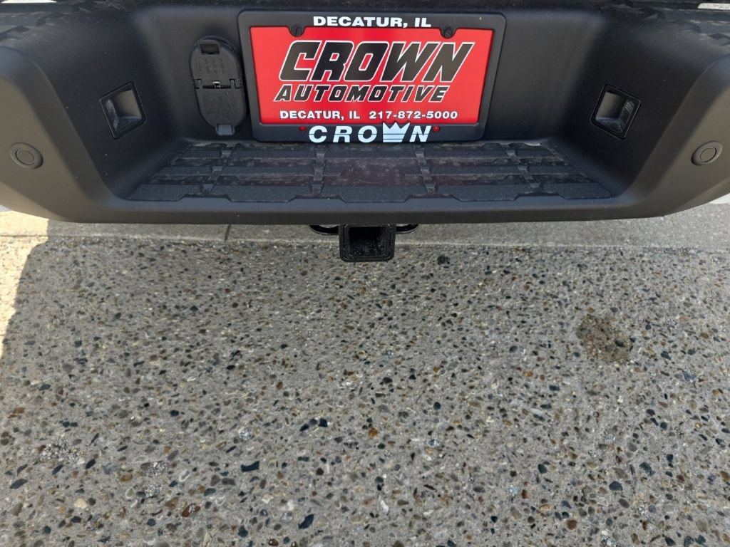 New 2026 Nissan Frontier PRO-4X w/ Tow Package AWD/4WD image 6