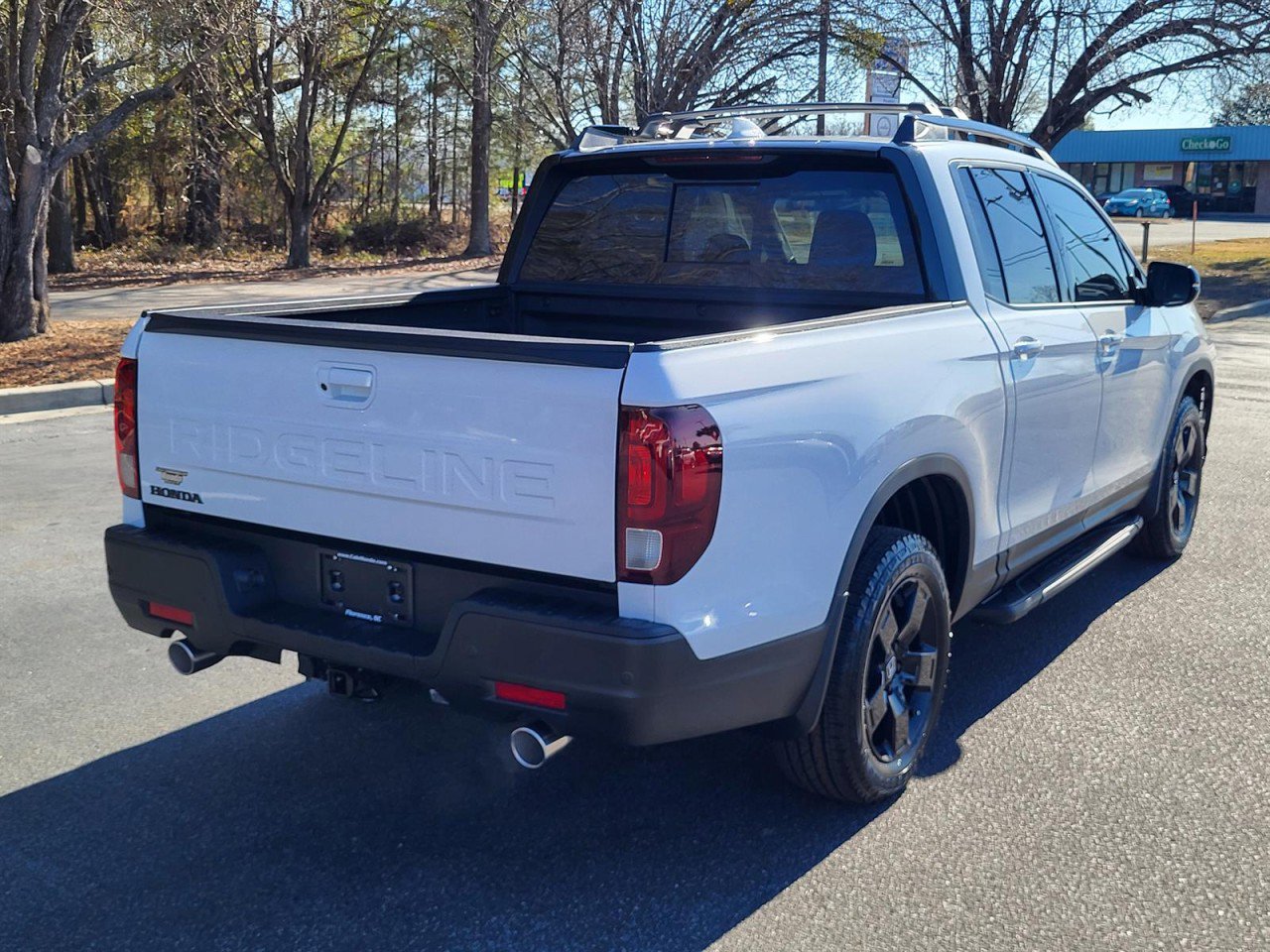 New 2026 Honda Ridgeline Black Edition image 2