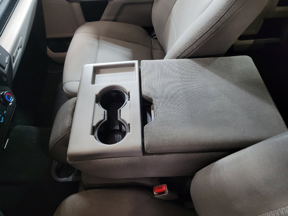 Used 2015 Ford F150 XLT image 26