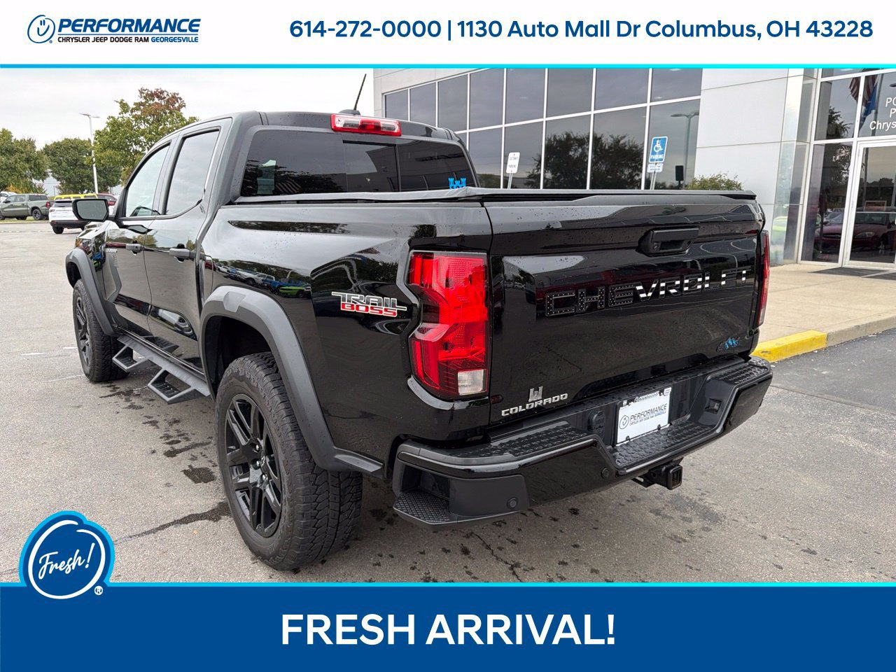 Used 2024 Chevrolet Colorado Trail Boss w/ Advanced Trailering Package AWD/4WD image 8