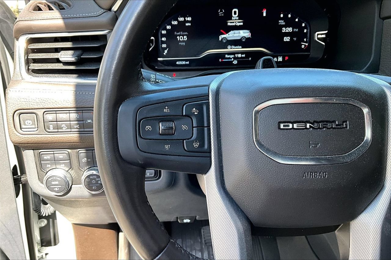 Used 2023 GMC Yukon Denali w/ Denali Reserve Package AWD/4WD image 10