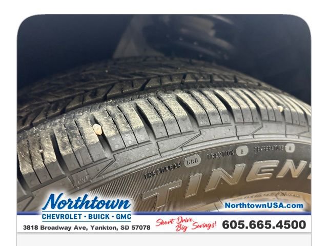 Used 2023 Buick Enclave Essence w/ Experience Buick Package image 20