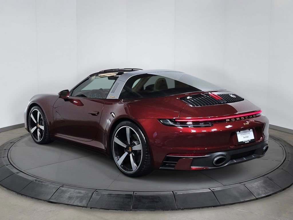 Certified 2021 Porsche 911 AWD/4WD image 3