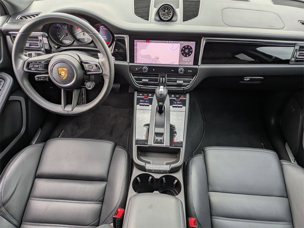 Used 2022 Porsche Macan S image 32