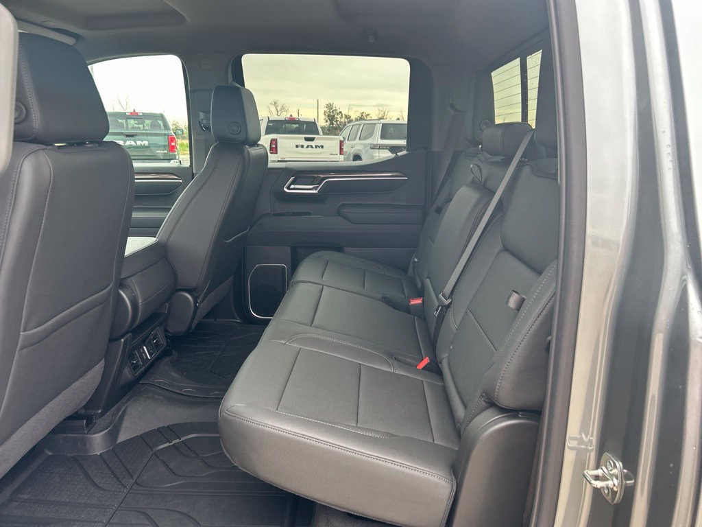 New 2026 Chevrolet Silverado 1500 LT w/ Leather Package AWD/4WD image 11