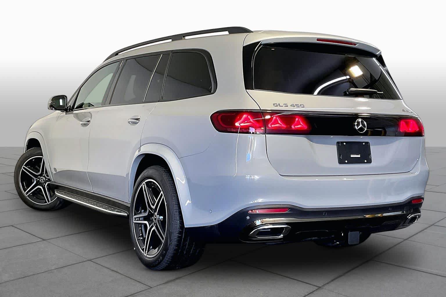 New 2027 Mercedes-Benz GLS 450 4MATIC image 3