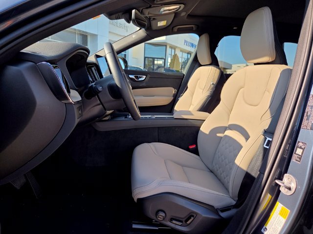 New 2027 Volvo XC60 B5 Core AWD/4WD image 7