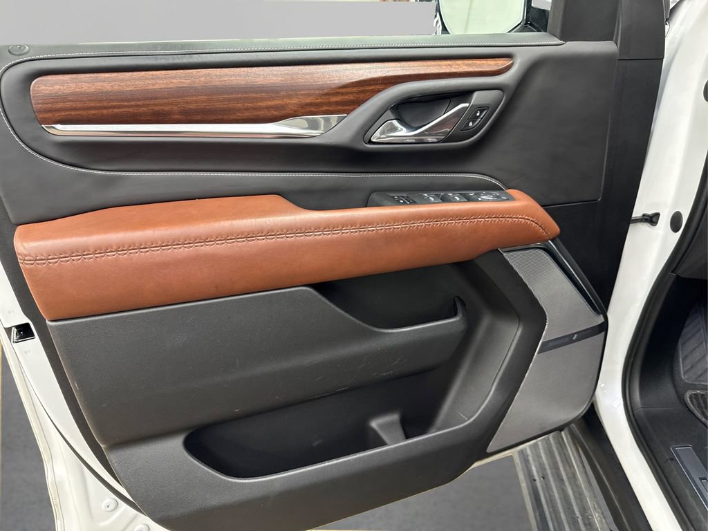 Used 2023 GMC Yukon Denali Ultimate image 26