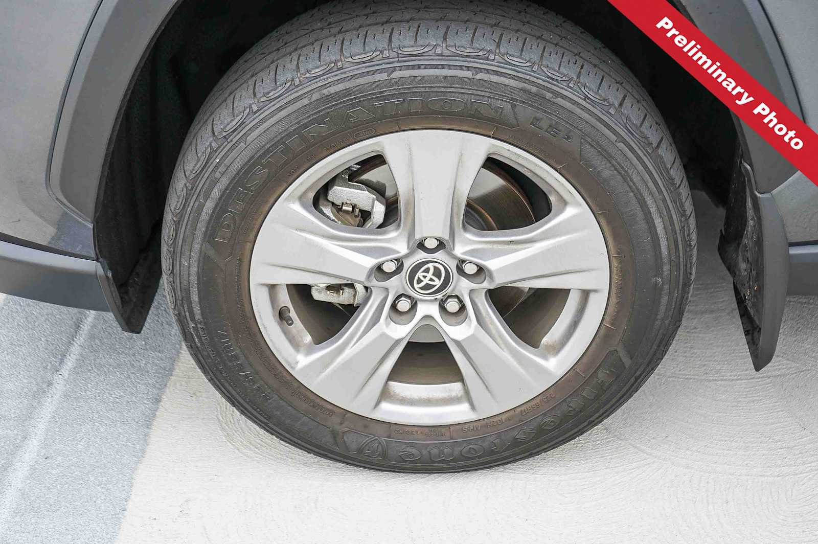 Used 2024 Toyota RAV4 XLE FWD image 11