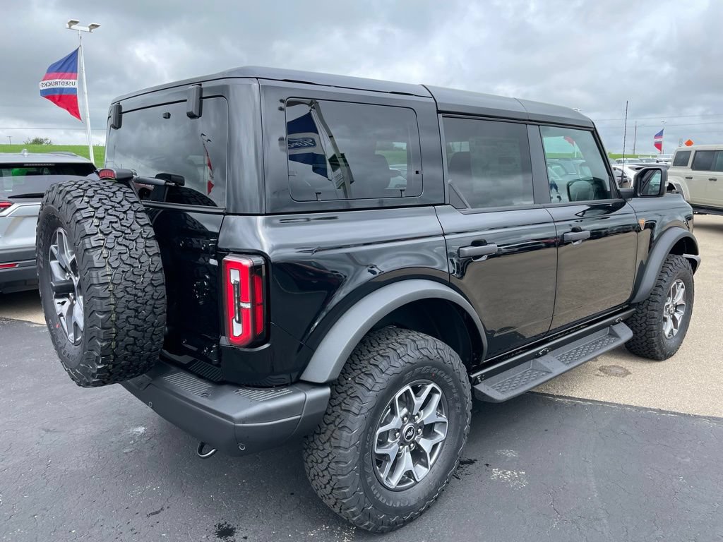 New 2025 Ford Bronco Badlands AWD/4WD image 4