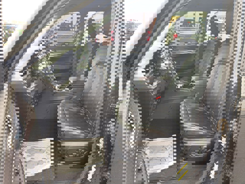 Used 2022 Jeep Grand Cherokee L Limited AWD/4WD image 19