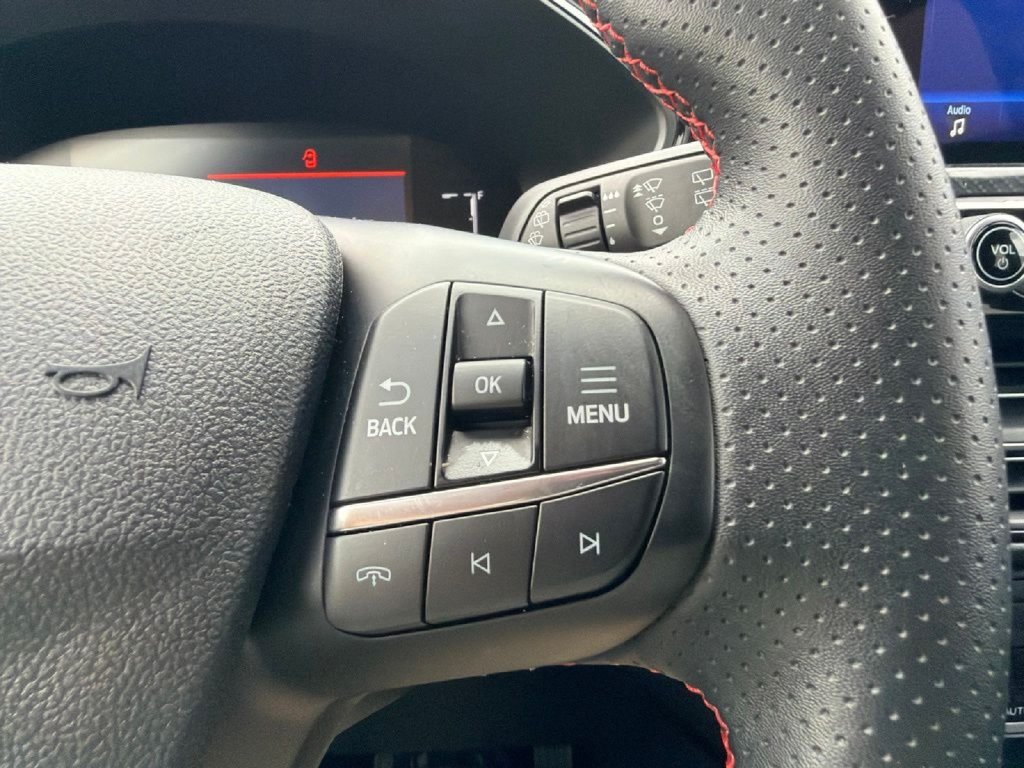Used 2025 Ford Escape ST-Line FWD image 24
