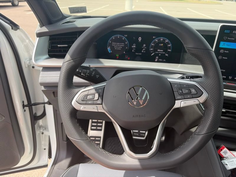 New 2026 Volkswagen Tiguan SE R-Line AWD/4WD image 20