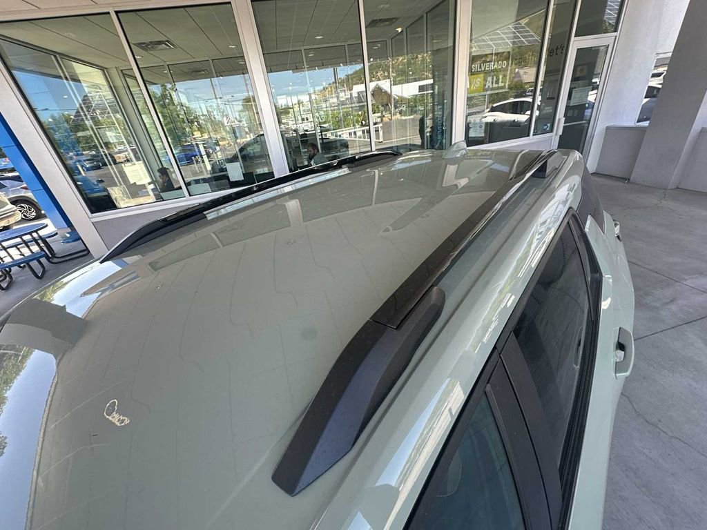 New 2026 Chevrolet Equinox ACTIV w/ Convenience Package III image 34