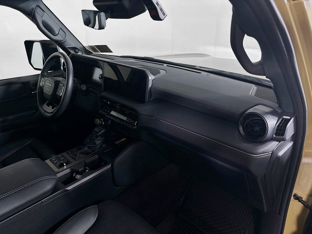 Used 2025 Toyota Land Cruiser w/ Premium Package image 31