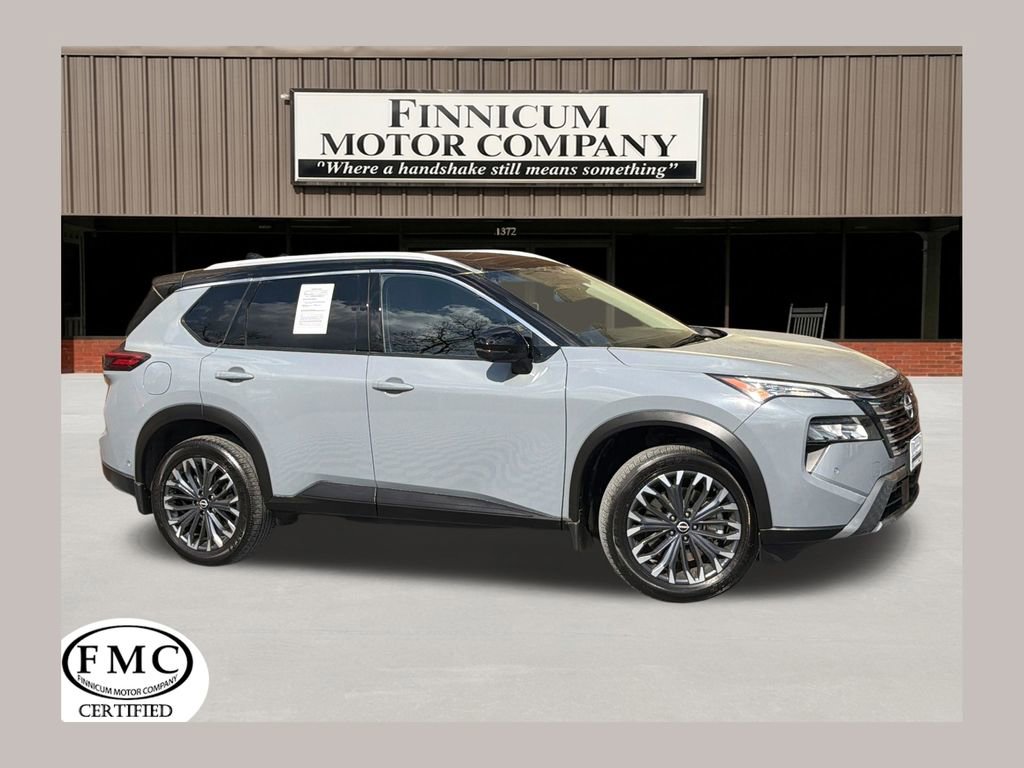 Used 2025 Nissan Rogue SL w/ Tech Package
