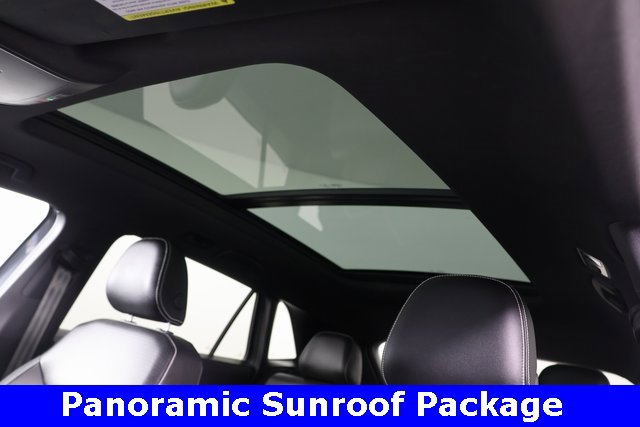 Used 2022 Volkswagen Atlas Cross Sport SE image 18