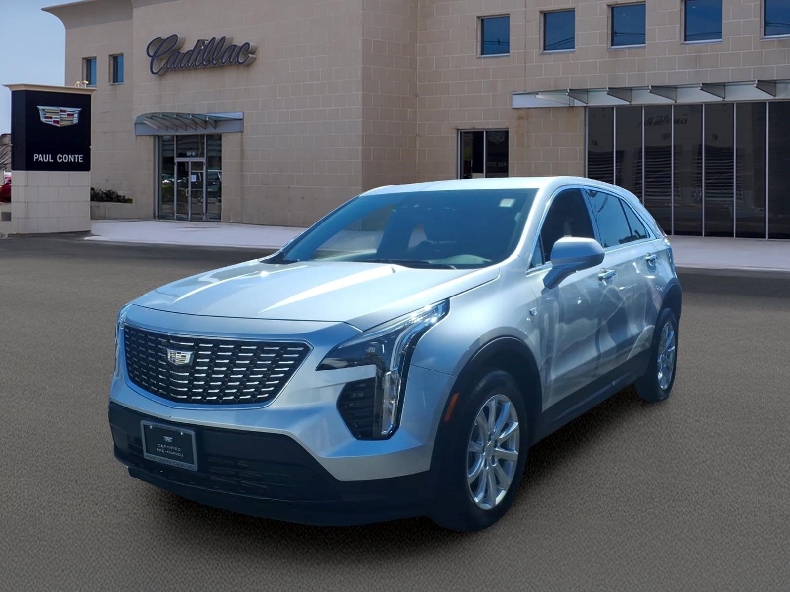 Certified 2023 Cadillac XT4 Luxury w/ Cold Weather Package