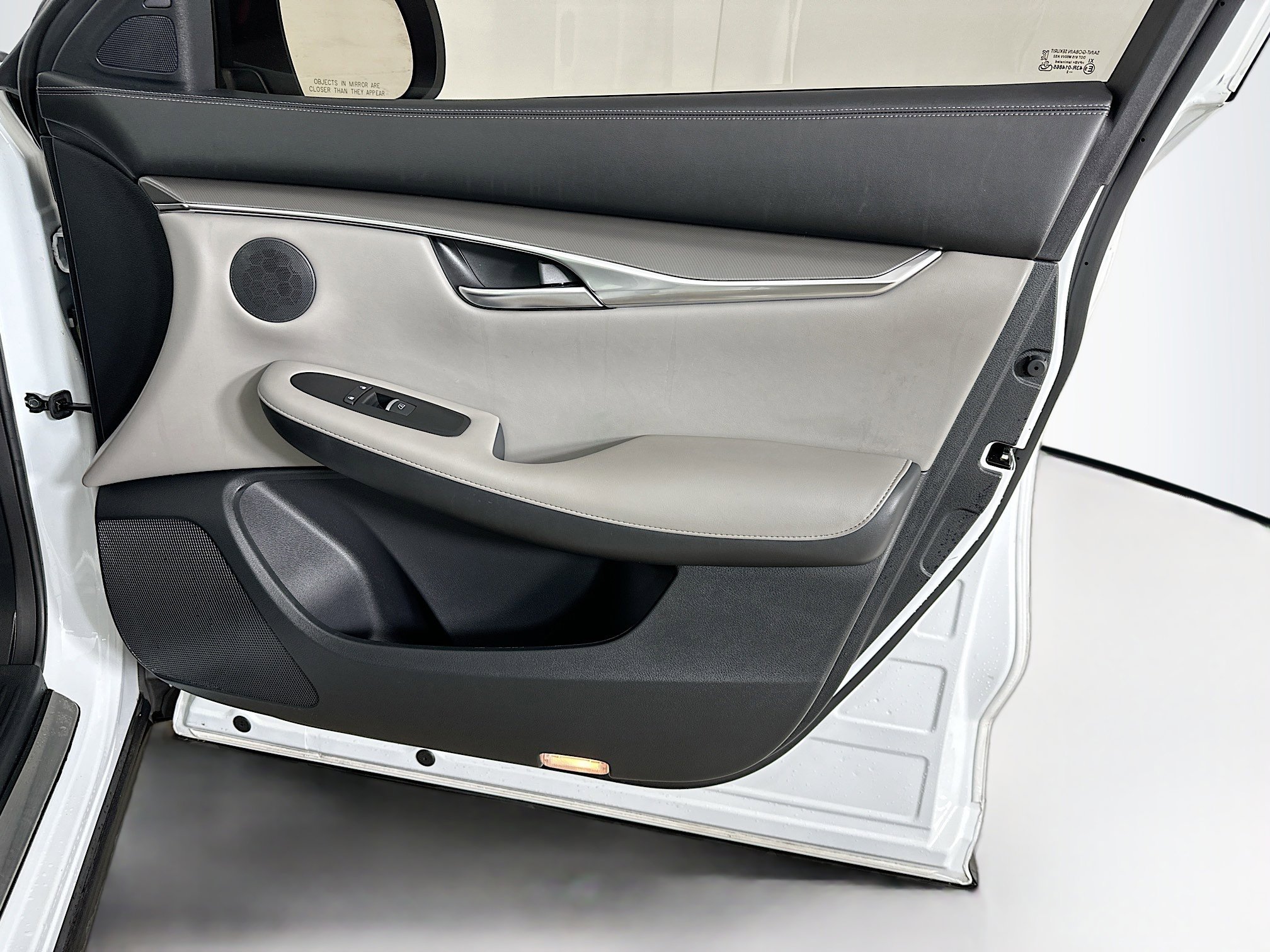 Used 2023 INFINITI QX50 Luxe image 32