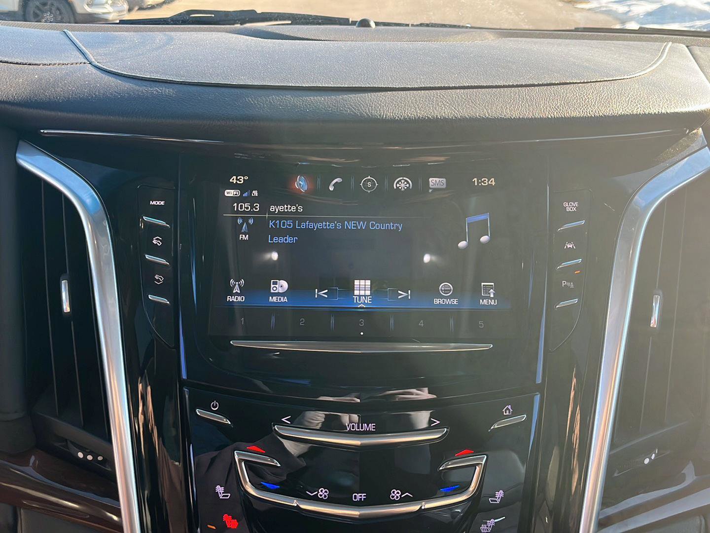 Used 2020 Cadillac Escalade ESV Luxury image 22