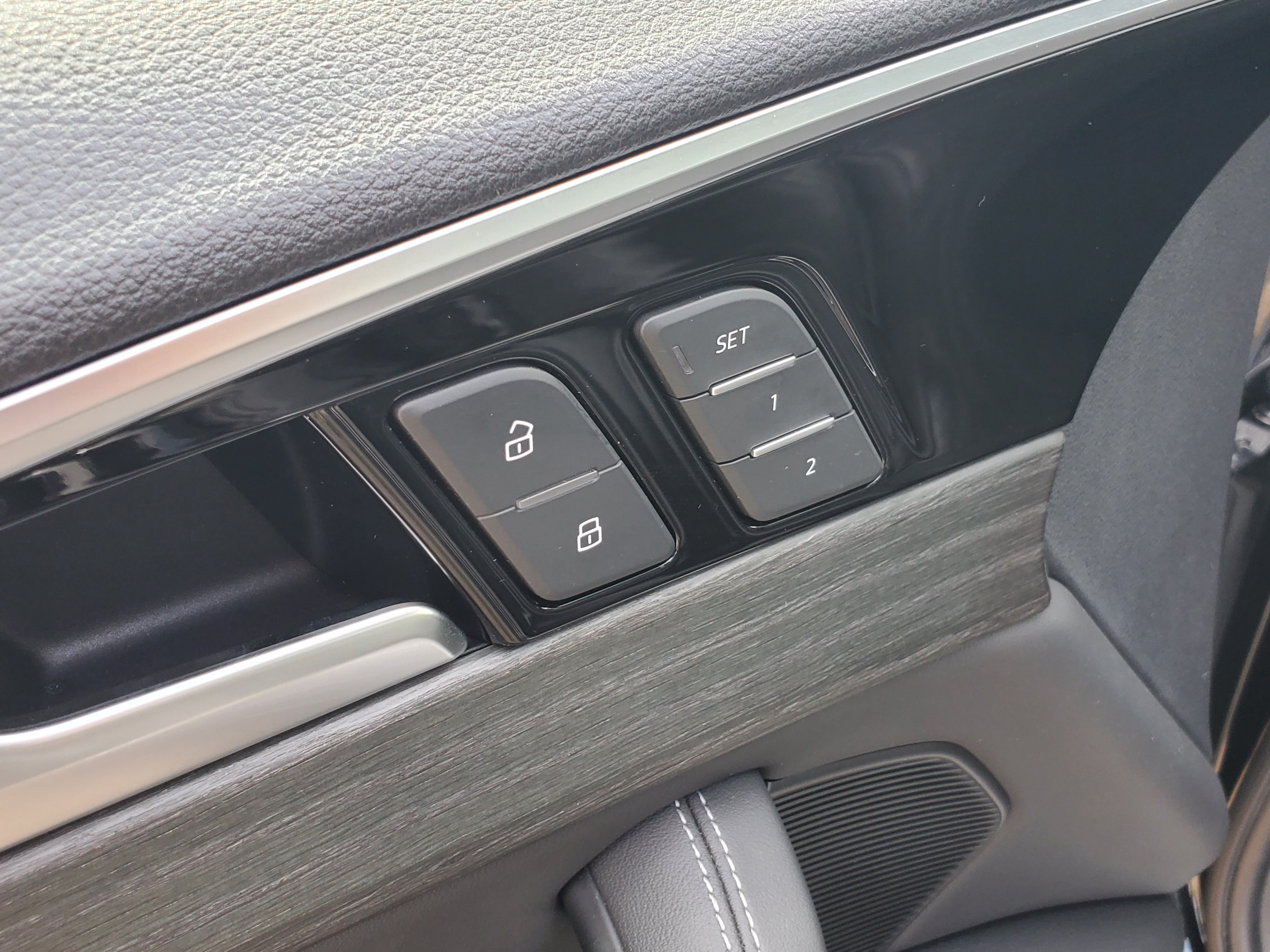 Used 2020 Audi A4 2.0T Premium Plus AWD/4WD image 26