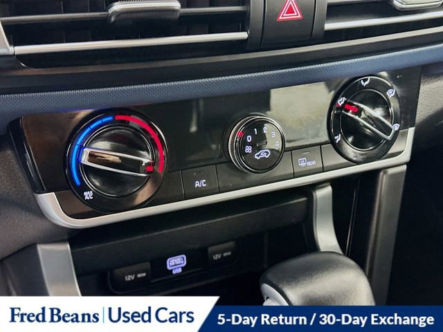 Used 2021 Kia Seltos S image 16