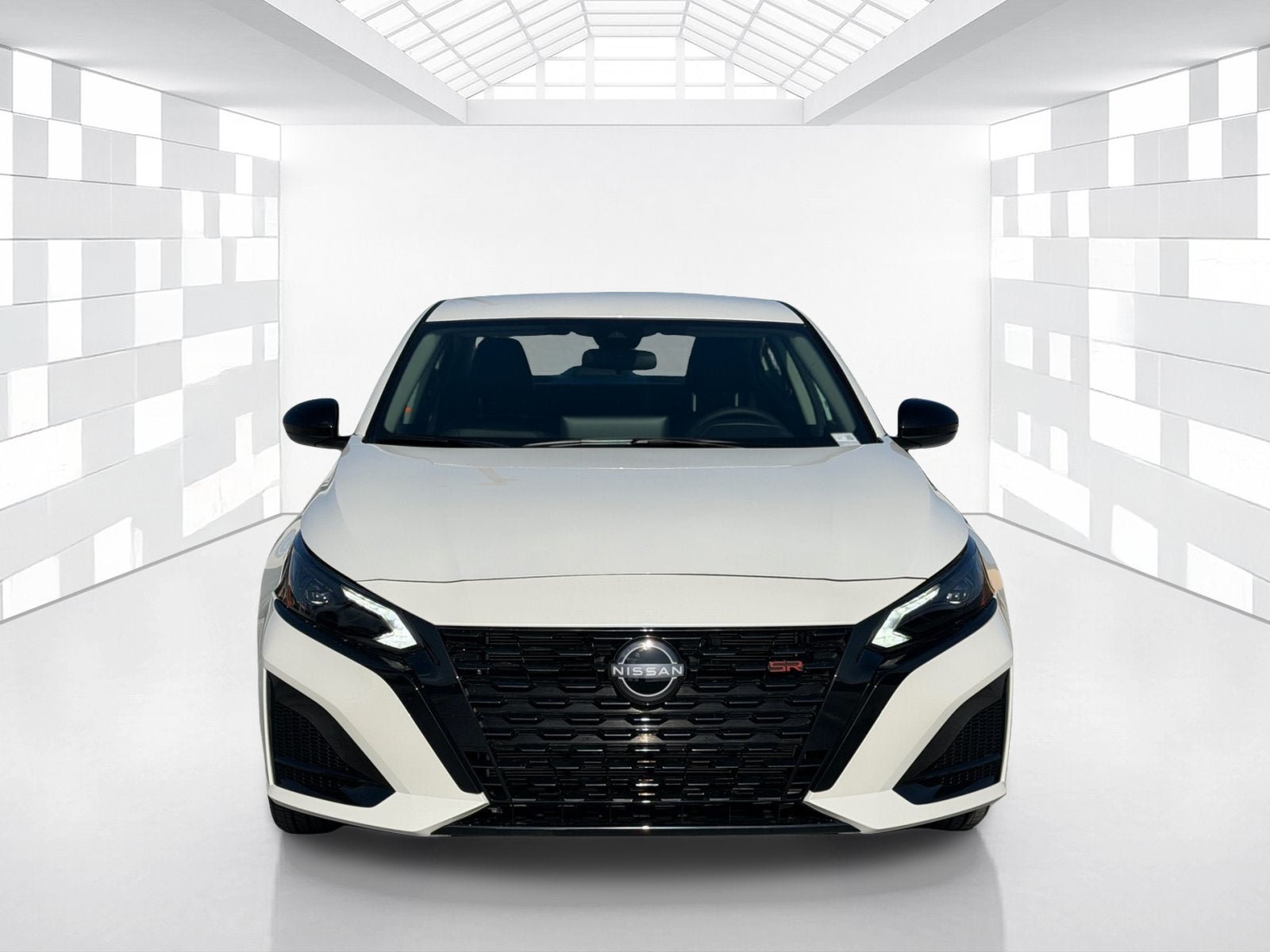 New 2026 Nissan Altima 2.5 SR FWD image 2
