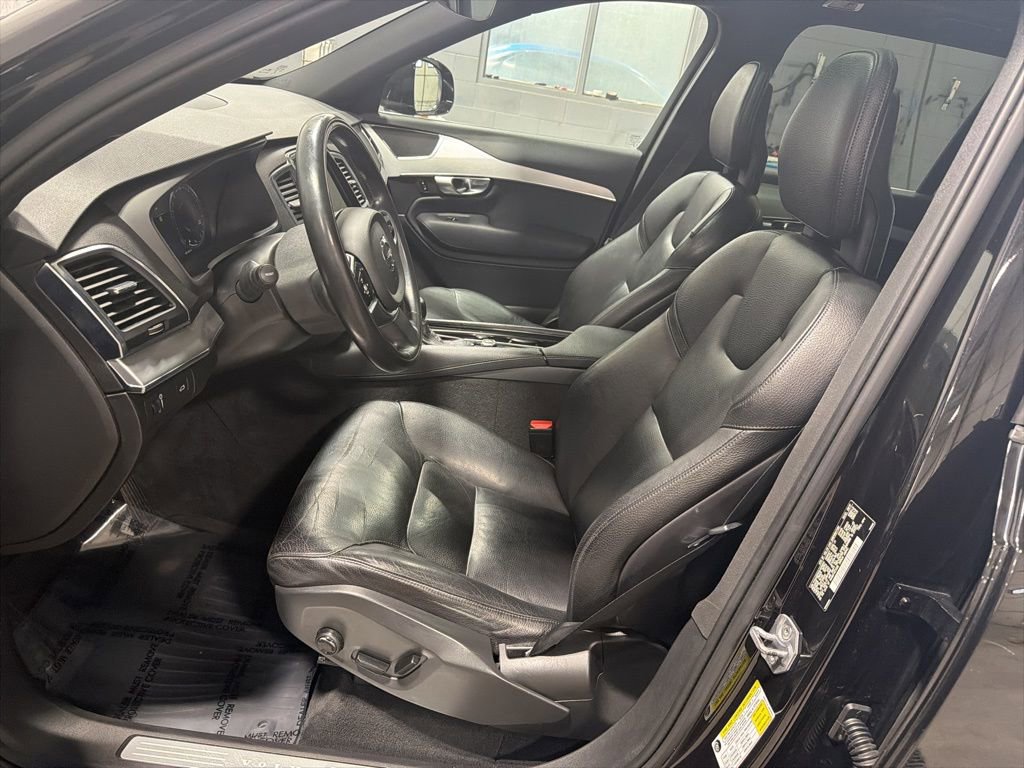 Used 2018 Volvo XC90 T6 Momentum w/ Protection Package Premier image 13