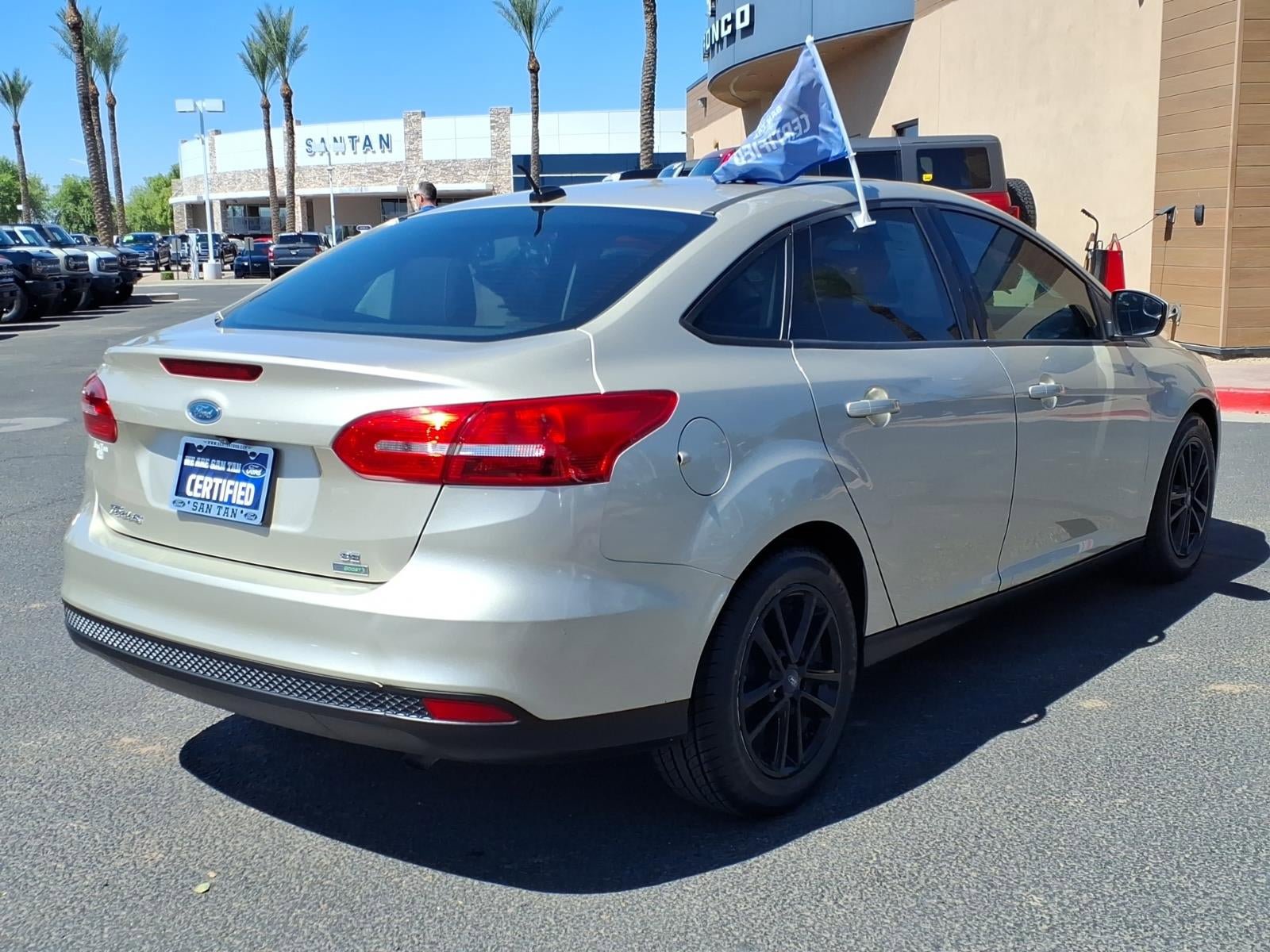 Used 2018 Ford Focus SE FWD image 4