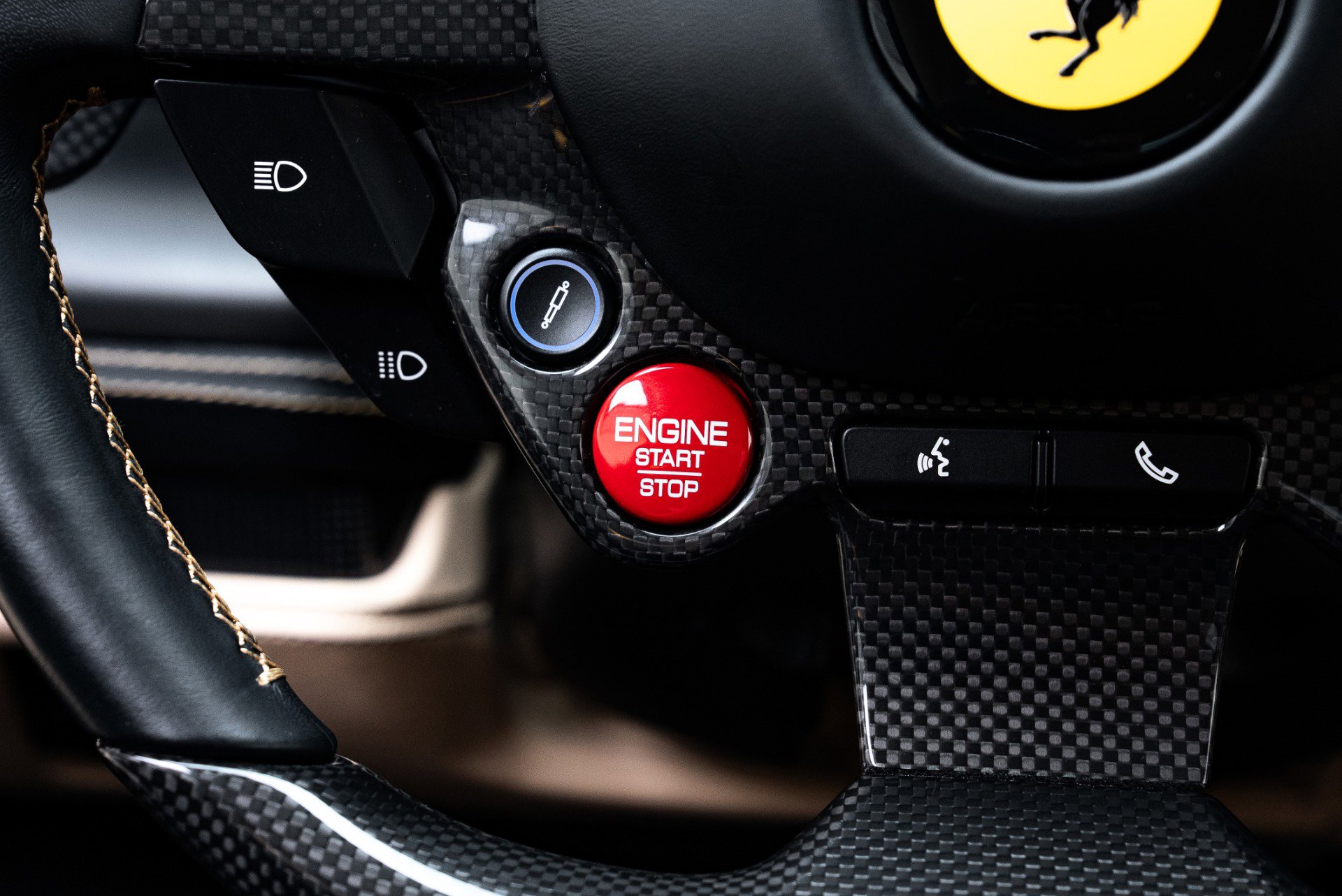 Used 2022 Ferrari F8 Tributo image 25