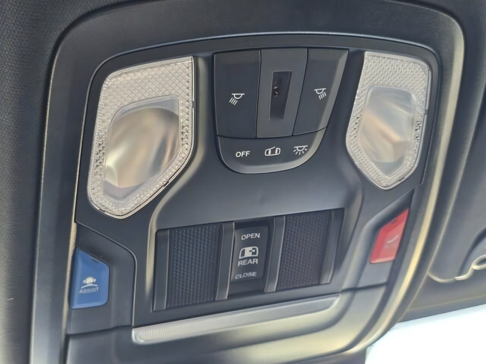 New 2026 RAM 2500 Tradesman AWD/4WD image 25