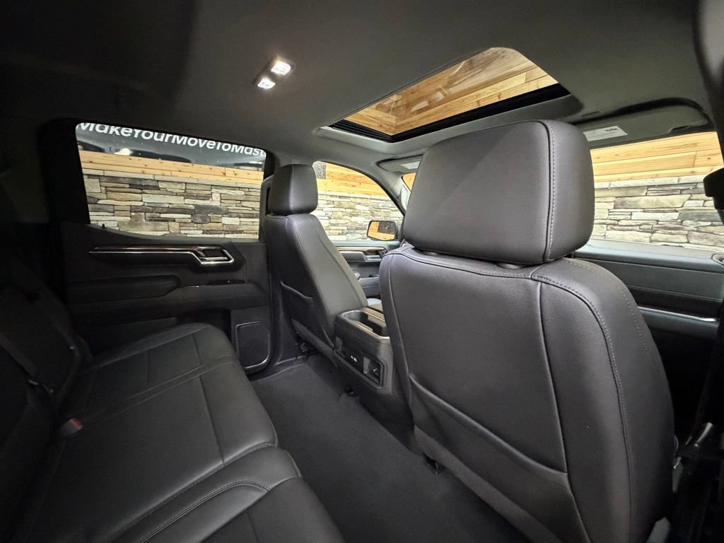 Used 2023 Chevrolet Silverado 1500 RST w/ Convenience Package II AWD/4WD image 23