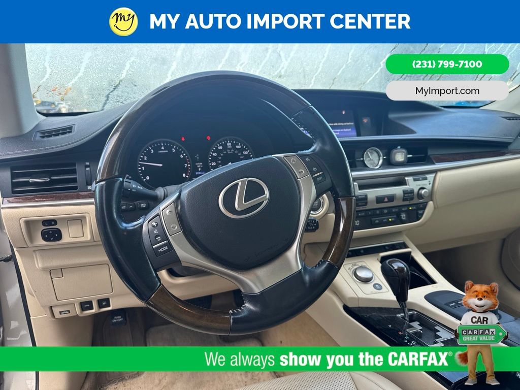 Used 2015 Lexus ES 350 w/ Premium Package FWD image 9
